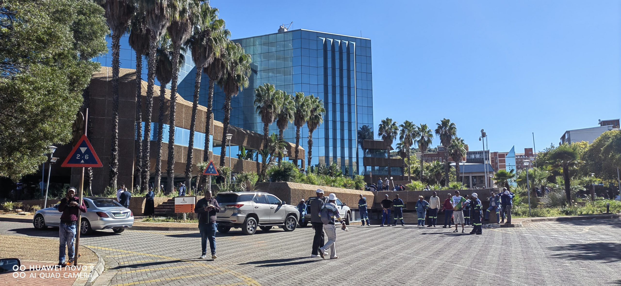 Cash-strapped Mangaung Metro fails to pay workers