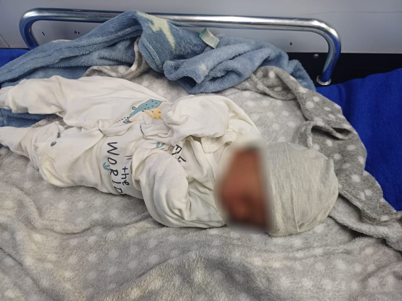 Abandoned newborn found near a hiking Spot in FS